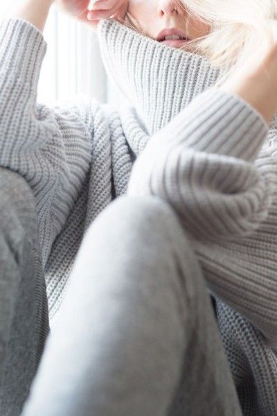 inspirations-fall-mood-grey-knit-sweater-winter-theworldofbergere